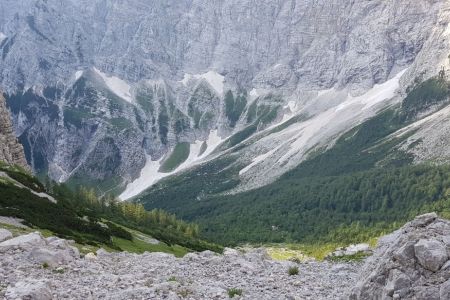 Sovatna 1700m - pogled v dolino Vrat.jpg